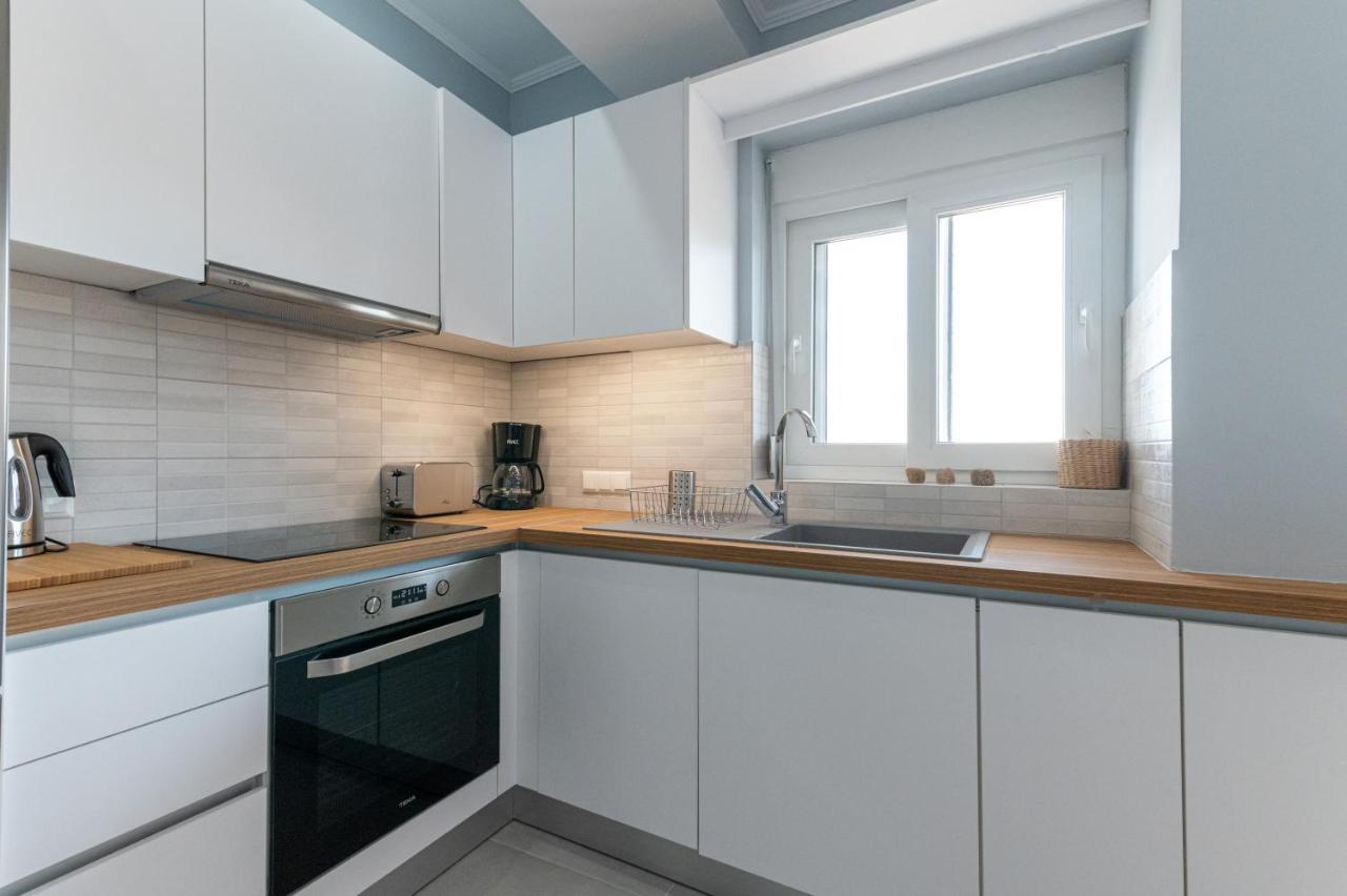 Rizes Seaside Homes Vromonérion エクステリア 写真